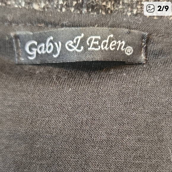 Elegant Gray Real Fur Trimmed Women's Jacket - Picture 2 of 3